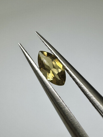 Turmalin fasetowany zielony markiza 6,0 x 3,2 mm