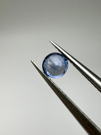 Szafir niebieski naturalny fasetowany okrągły fi 3,95 mm