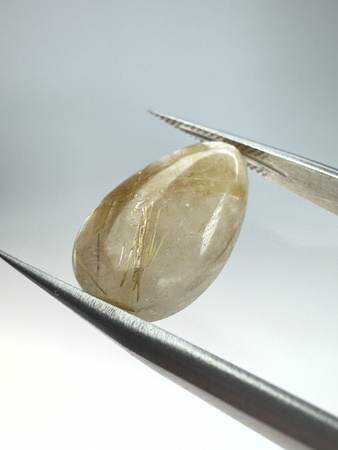 Kwarc z rutylem łezka kaboszon 19,8x11,8 mm