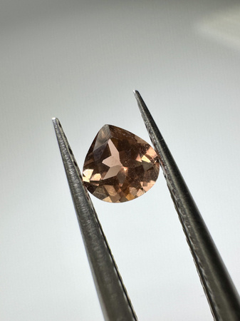 Turmalin fasetowany miedziany gruszka 3,82 x 3,73 mm