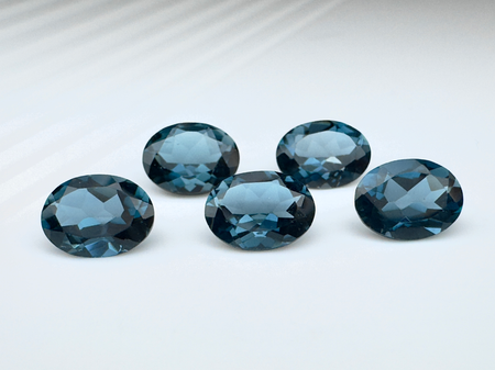 Topaz london blue owal fasetowany 8x6 mm