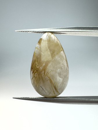 Kwarc z rutylem łezka kaboszon 19,8x11,8 mm