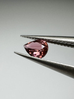 Turmalin fasetowany różowy gruszka 6 x 4 mm