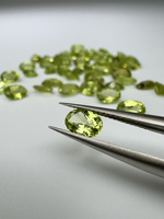 Perydot oliwin  owal fasetowany 6x4 mm