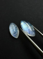 Moonstone rainbow kamień księżycowy para markiza 13,7x7 mm