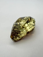 Bursztyn bałtycki naturalny nieregularny fasetowany 48x28 mm