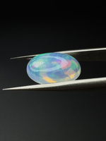 Opal naturalny kaboszon owal 15,3 x 10,5 mm