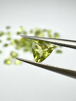 Perydot oliwin trylion fasetowany 5x5 mm