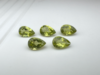 Perydot oliwin gruszka fasetowany 6x4 mm