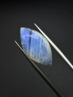 Moonstone rainbow kamień księżycowy klasa AAA kaboszon markiza 23,3x12 mm