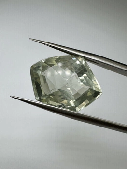 Zielony ametyst prasiolit fasetowany nieregularny 19 x 14 mm