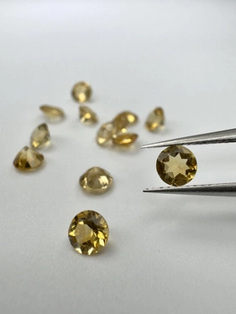 Cytryn naturalny fasetowany okrągły fi 4 mm 