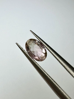 Turmalin fasetowany różowy owal 6x4 mm