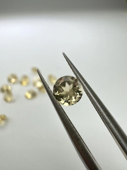 Cytryn naturalny fasetowany okrągły fi 5 mm 