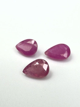 Rubin różowy naturalny gruszka fasetowany 6x4 mm