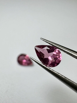 Turmalin fasetowany różowy gruszka 6x4 mm