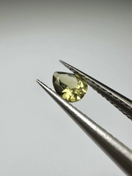 Turmalin fasetowany zielony gruszka 5 x 4 mm