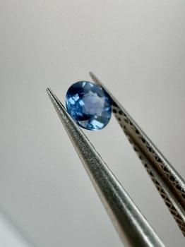 Szafir niebieski naturalny fasetowany okrągły fi 3,53 mm