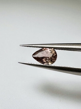 Turmalin fasetowany różowy gruszka 6,27 x 4,3 mm