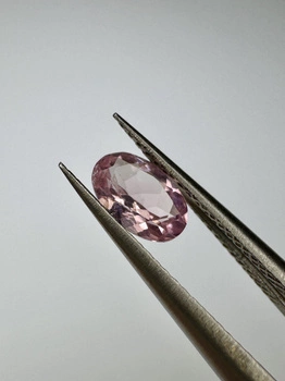 Turmalin fasetowany różowy owal 6x4 mm