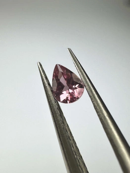 Turmalin fasetowany różowy gruszka 4x3 mm