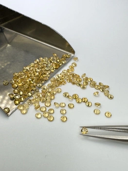 Cytryn naturalny fasetowany okrągły fi 2,5 mm 