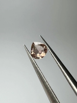 Turmalin fasetowany różowy gruszka 4,19 x 3,95 mm