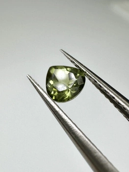 Turmalin fasetowany zielony gruszka 4,22 x 4,18 mm