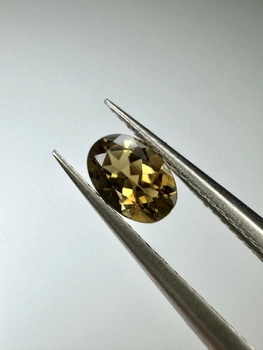 Turmalin fasetowany oliwkowy owal 6x4 mm